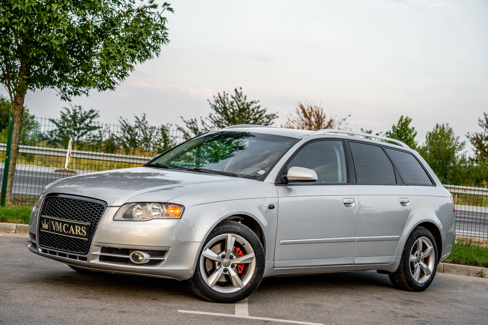 Audi A4, снимка 2 - Автомобили и джипове - 55695946