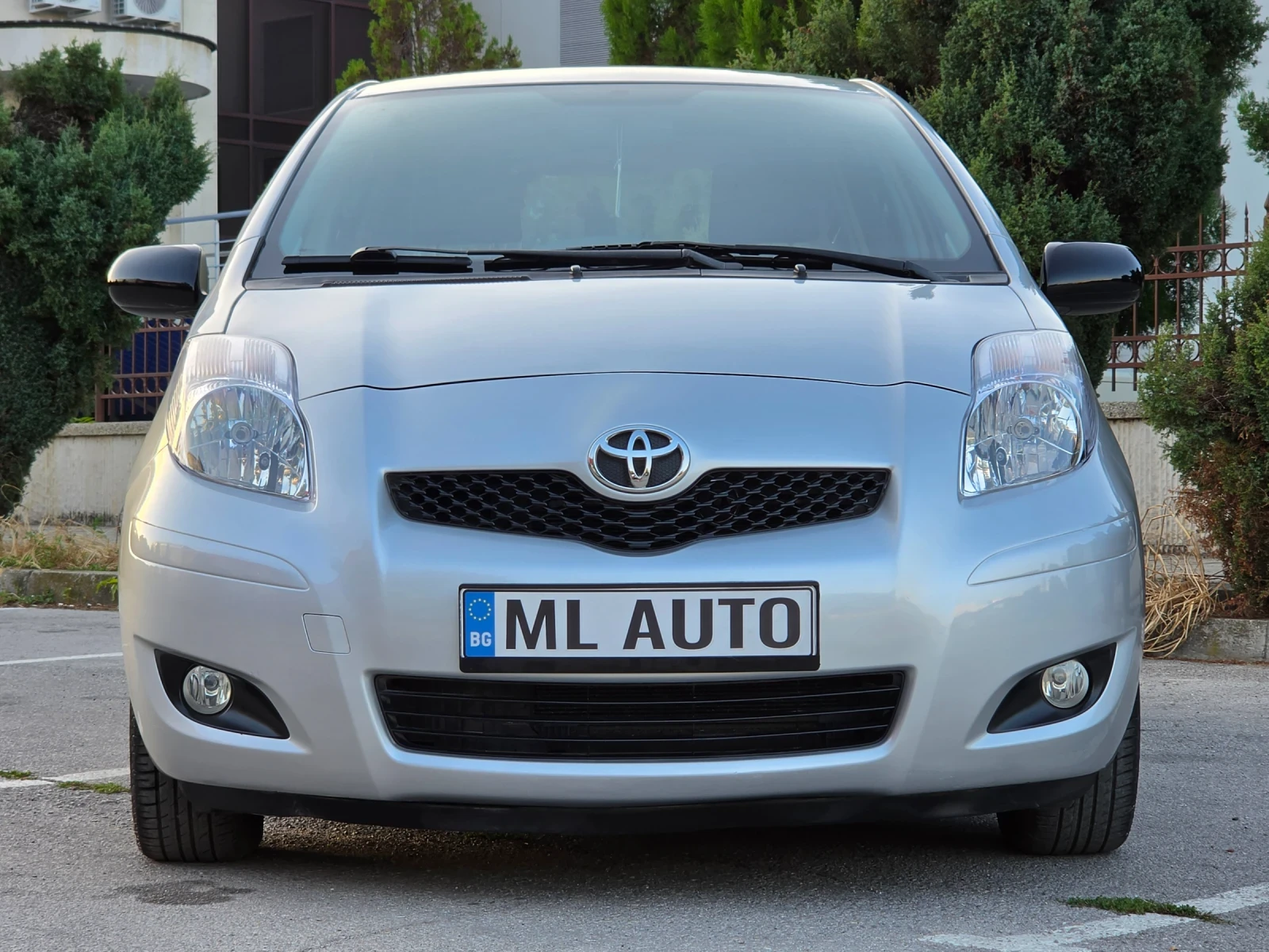 Toyota Yaris 1.3i 100hp * EURO 5 * ИТАЛИЯ * КЛИМАТРОНИК* , снимка 5 - Автомобили и джипове - 55870525