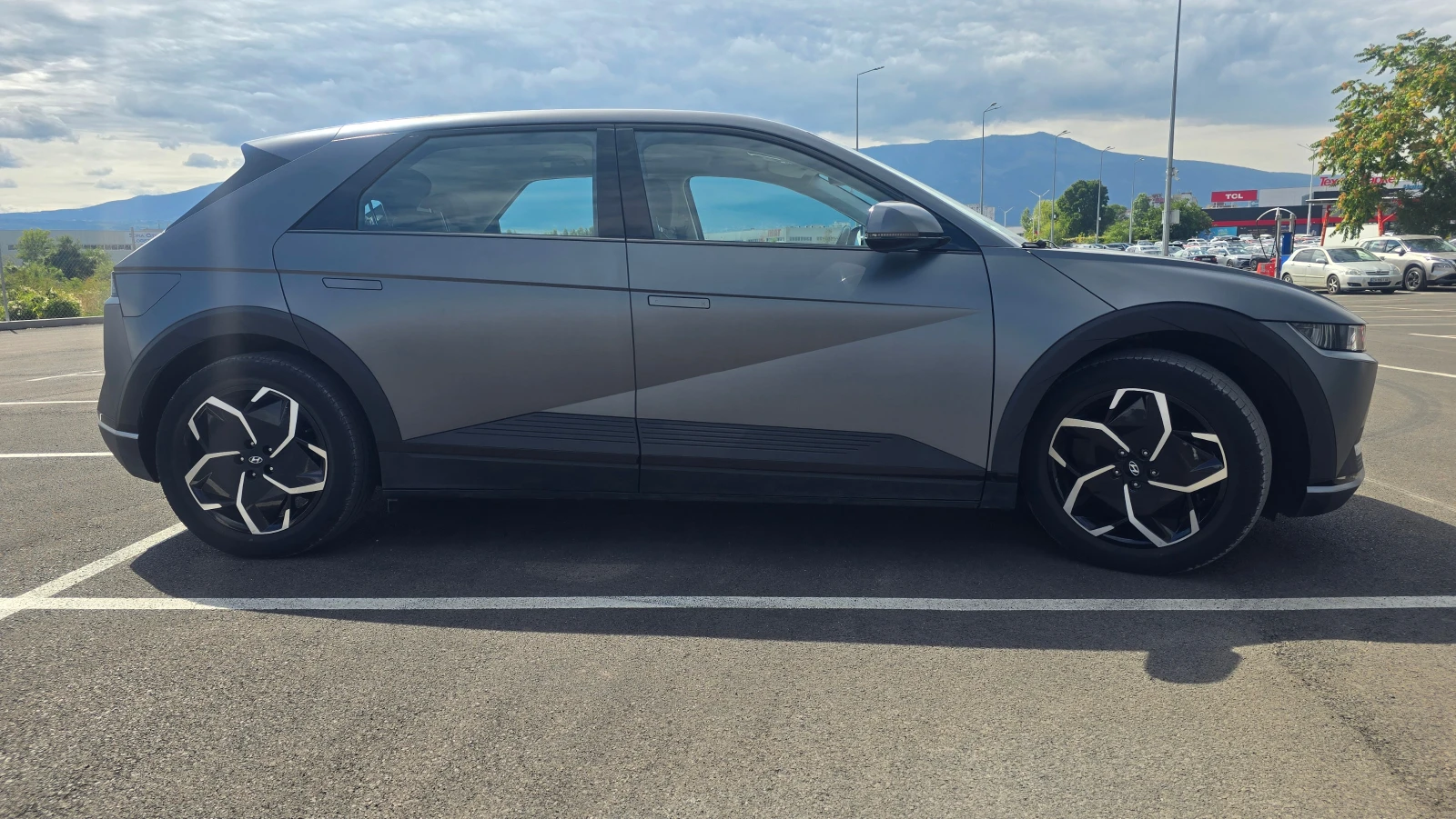 Hyundai Ioniq 5 74 kWh | ГАРАНЦИОНЕН | 1 Собственик, снимка 3 - Автомобили и джипове - 56091197