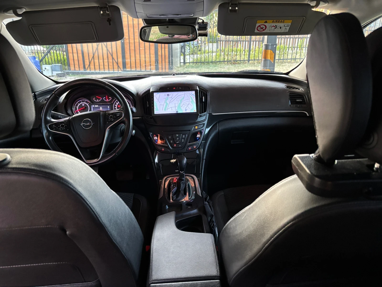 Opel Insignia, снимка 8 - Автомобили и джипове - 56133312