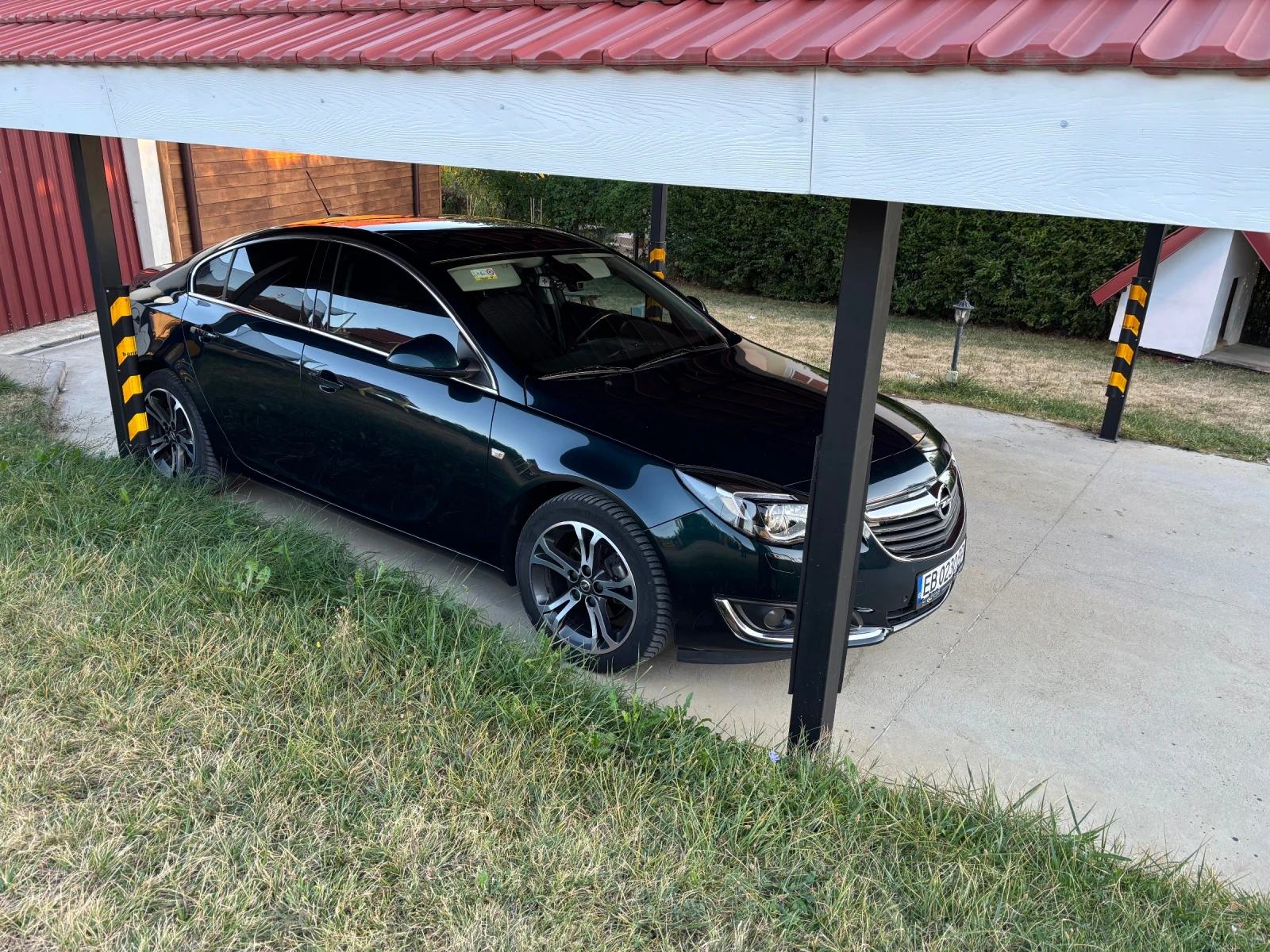 Opel Insignia, снимка 2 - Автомобили и джипове - 56133312