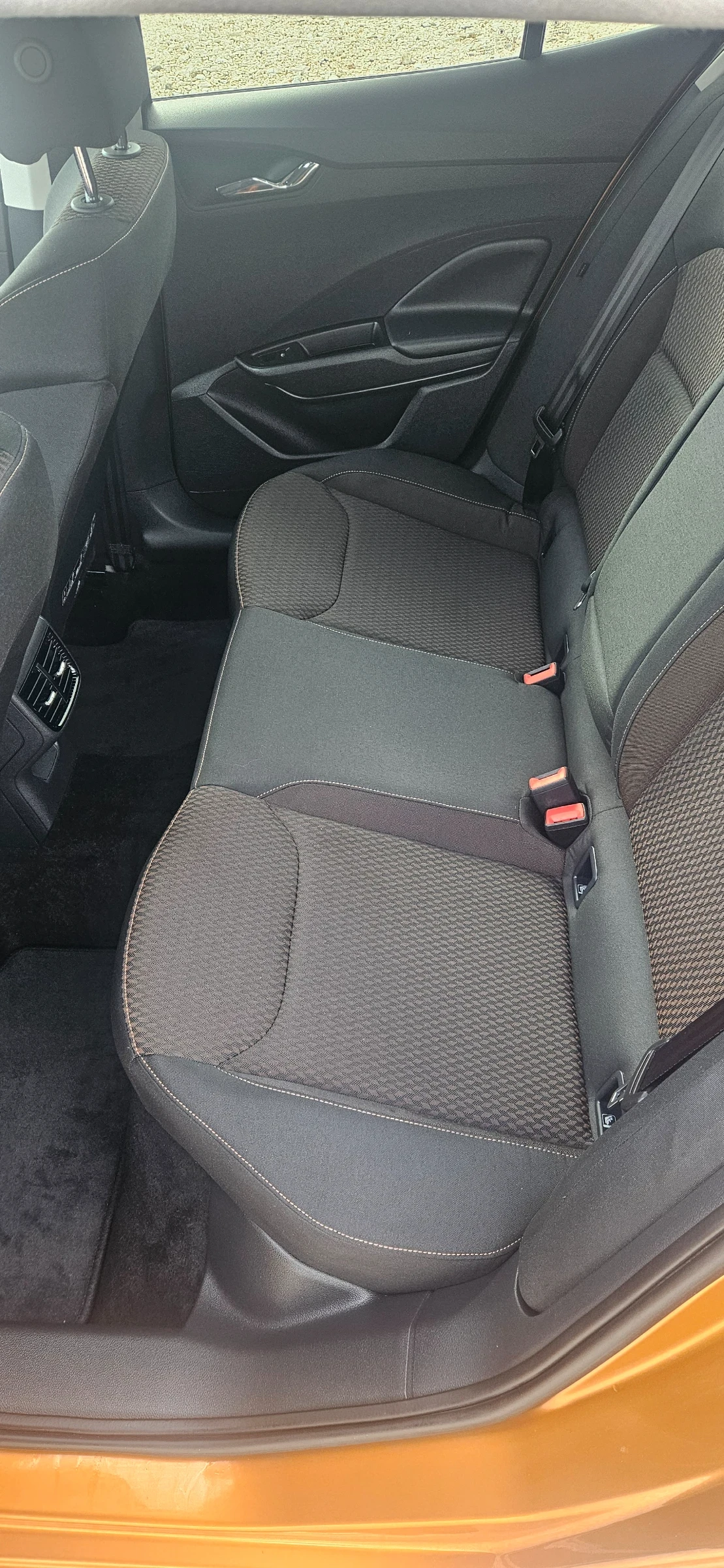 Skoda Fabia FIRST EDITION AUTOMATIC, снимка 6 - Автомобили и джипове - 56663860
