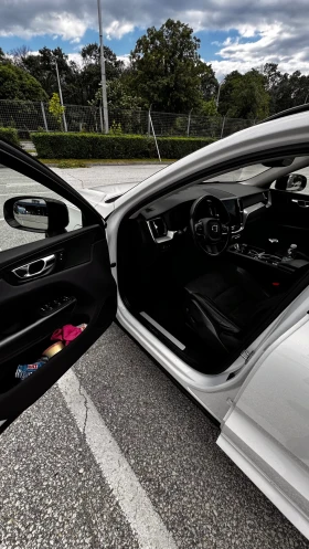 Volvo XC60 T8 Twin Engine, снимка 6
