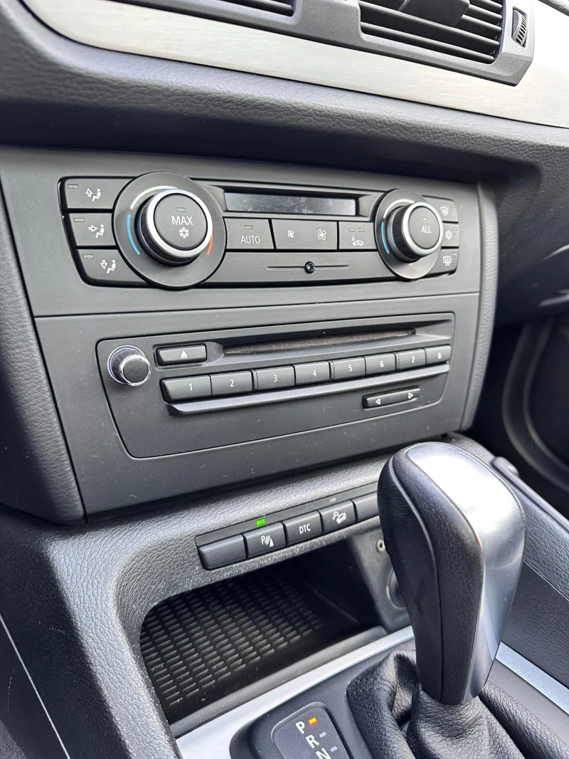 BMW X1 X-drive/НАВИ/АВТОМАТ/ПАНОРАМА, снимка 11 - Автомобили и джипове - 50068889