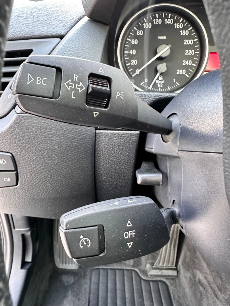 BMW X1 X-drive/НАВИ/АВТОМАТ/ПАНОРАМА, снимка 12 - Автомобили и джипове - 50068889