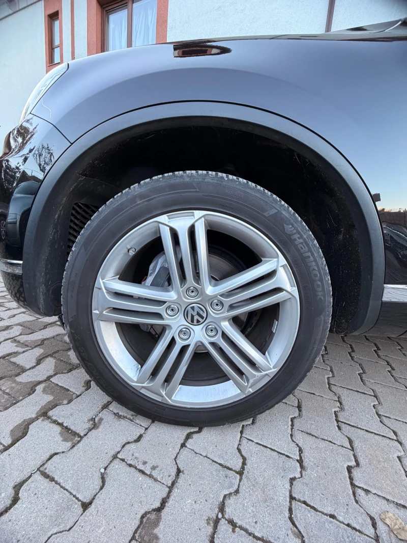 VW Touareg Carat Edition, снимка 8 - Автомобили и джипове - 52683180