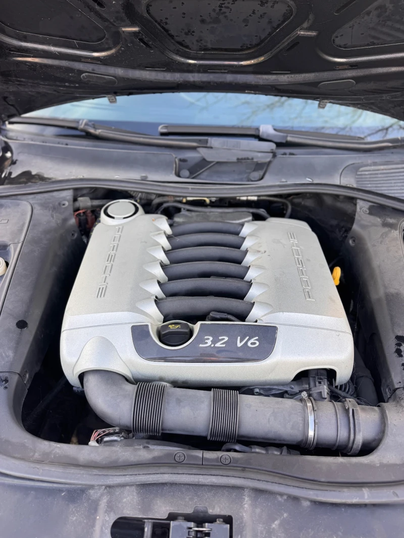 Porsche Cayenne, снимка 9 - Автомобили и джипове - 52395339