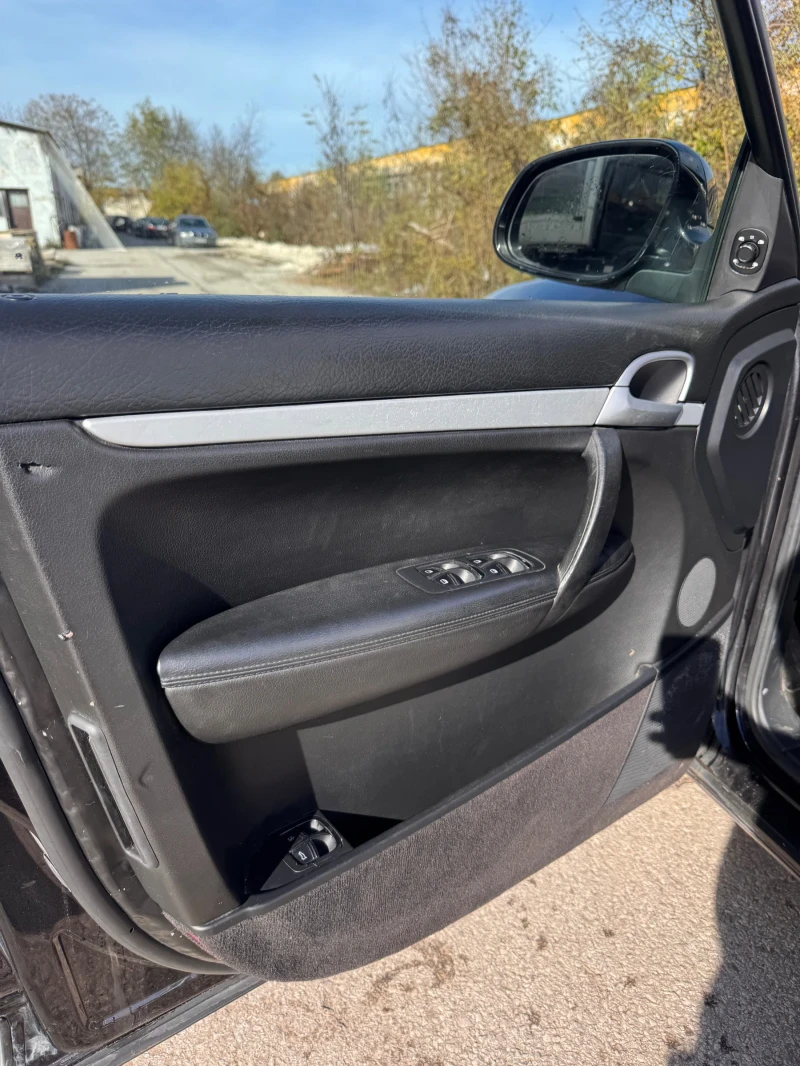 Porsche Cayenne, снимка 12 - Автомобили и джипове - 52395339