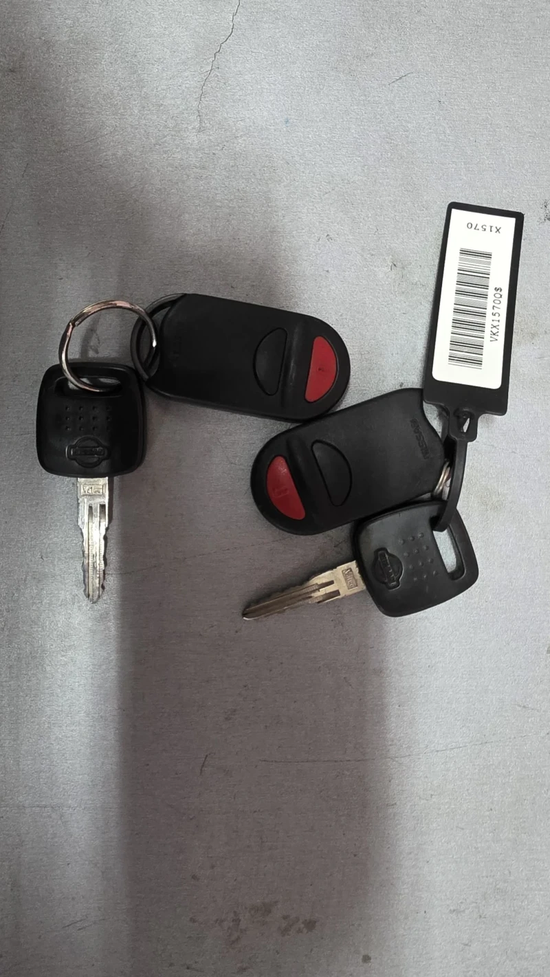 Nissan Terrano 2.7TDI, снимка 17 - Автомобили и джипове - 52878323