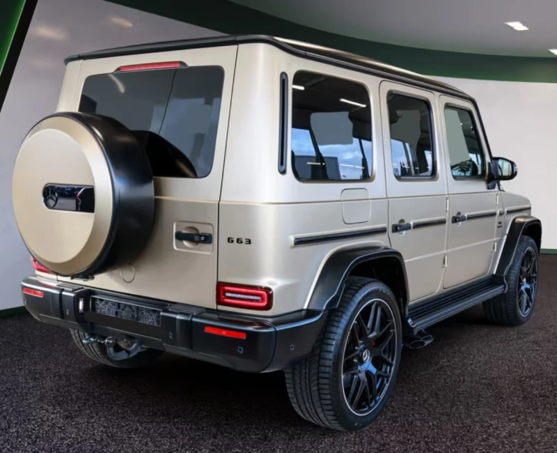 Mercedes-Benz G 63 AMG Exclusive* Carbon* Manufaktur, снимка 2 - Автомобили и джипове - 53521202