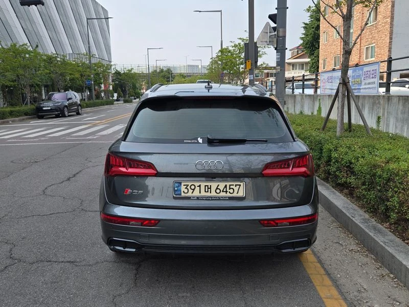 Audi SQ5 3.0 TDI Quattro| 347к.с.| ВКЛ.ТЕХНОТЕСТ, снимка 3 - Автомобили и джипове - 55392465