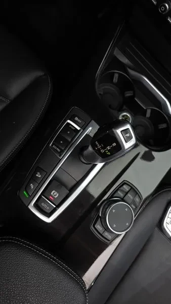 BMW X3 2.0D - САМО 30% АВАНС, снимка 8 - Автомобили и джипове - 56004476