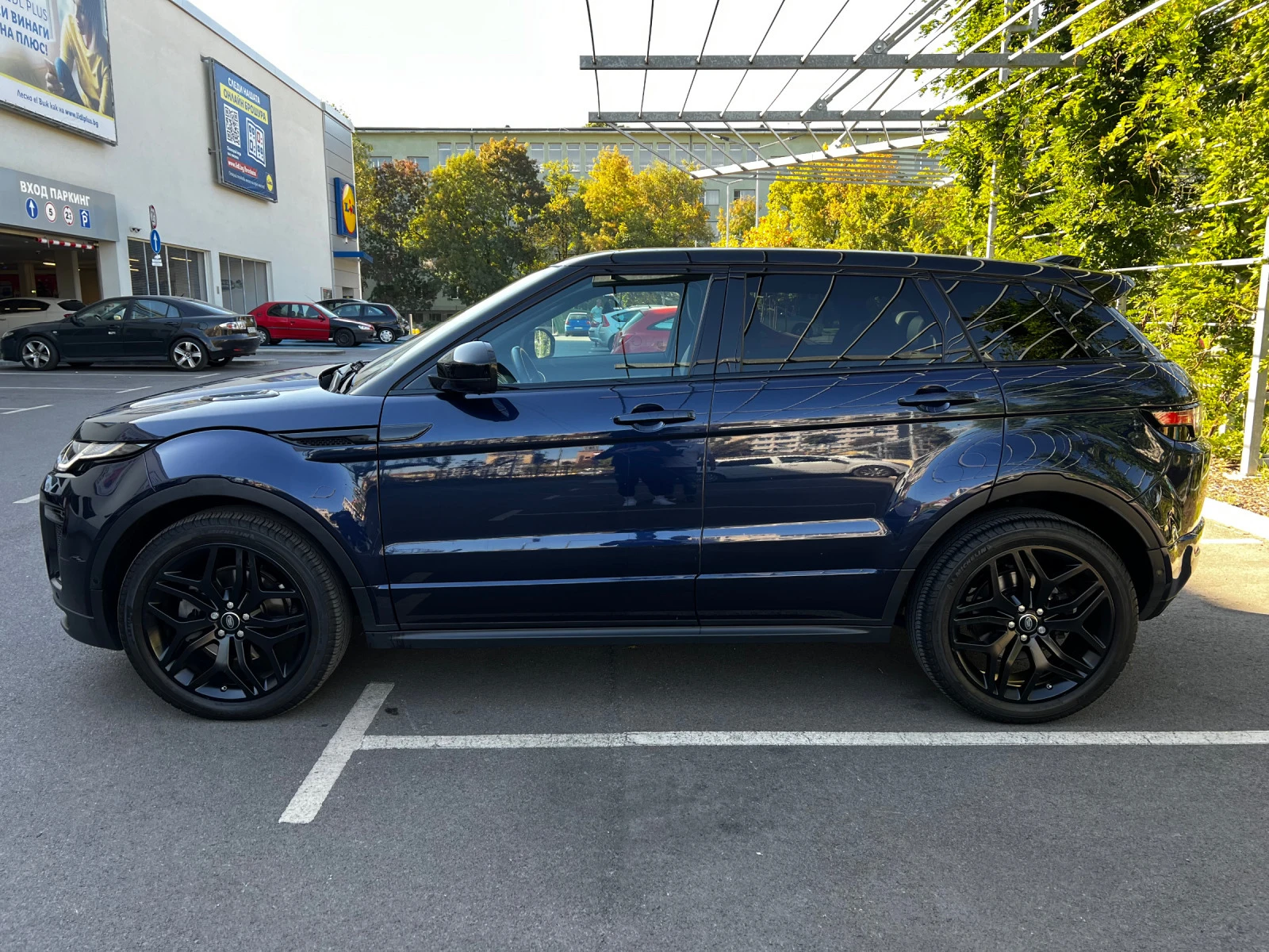 Land Rover Range Rover Evoque 2.0 TD4 * 180p.s * AWD * Dynamic  - изображение 8