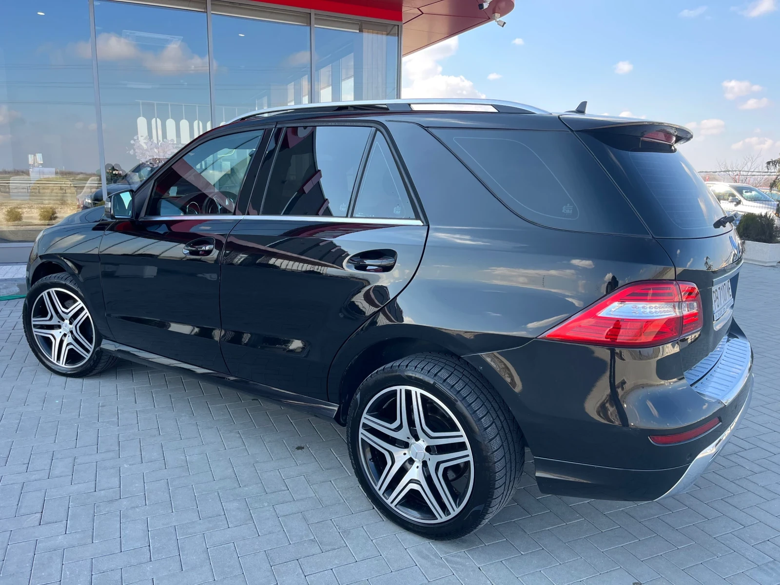 Mercedes-Benz ML 350 AMG/Панорама - изображение 6