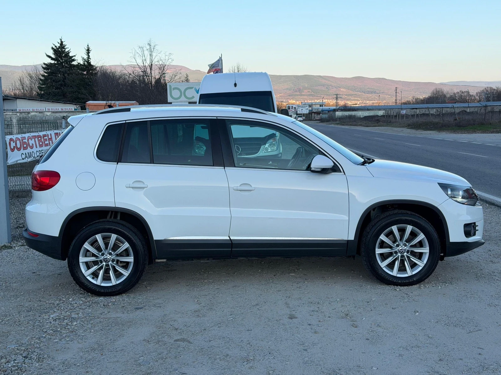 VW Tiguan 2.0TDI 140k.s 4X4 HIGHLNE | Mobile.bg � ����������� 6