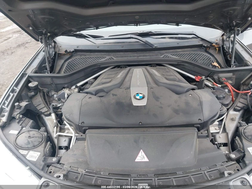 BMW X5 4.4l xDrive50I, снимка 10 - Автомобили и джипове - 53778244