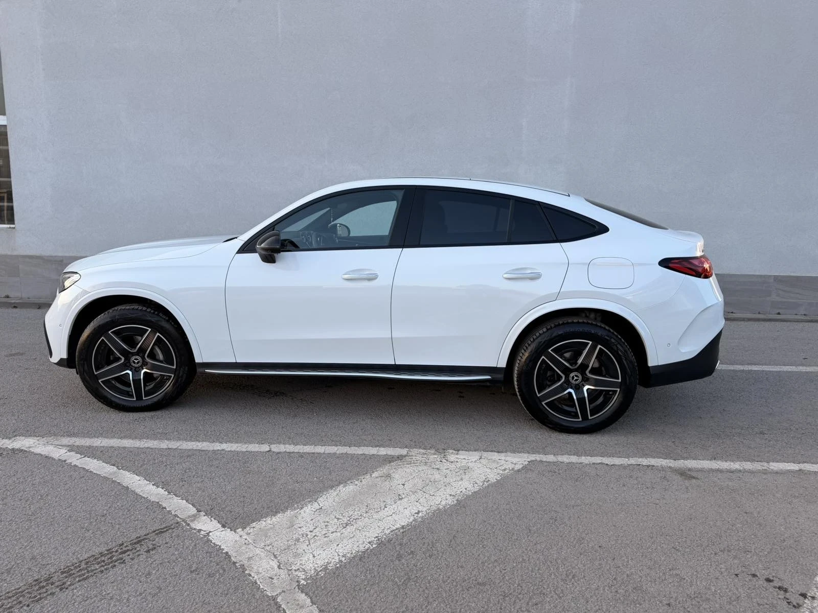 Mercedes-Benz GLC 300 Coupe GLC 300 DE Plug-in  | Auto.bg — изображение 1