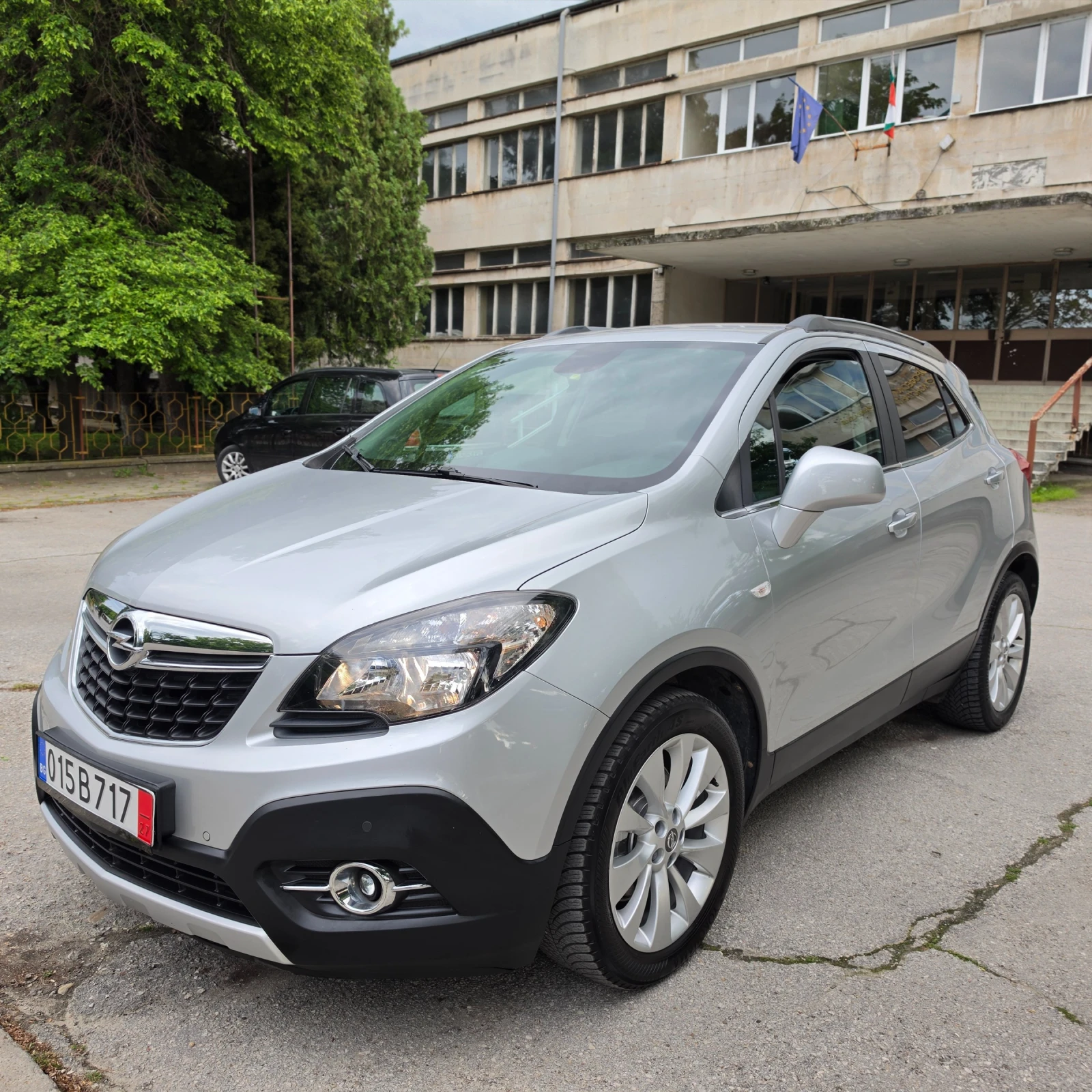 Opel Mokka 1.4i фабрична Газ, снимка 2 - Автомобили и джипове - 54623772