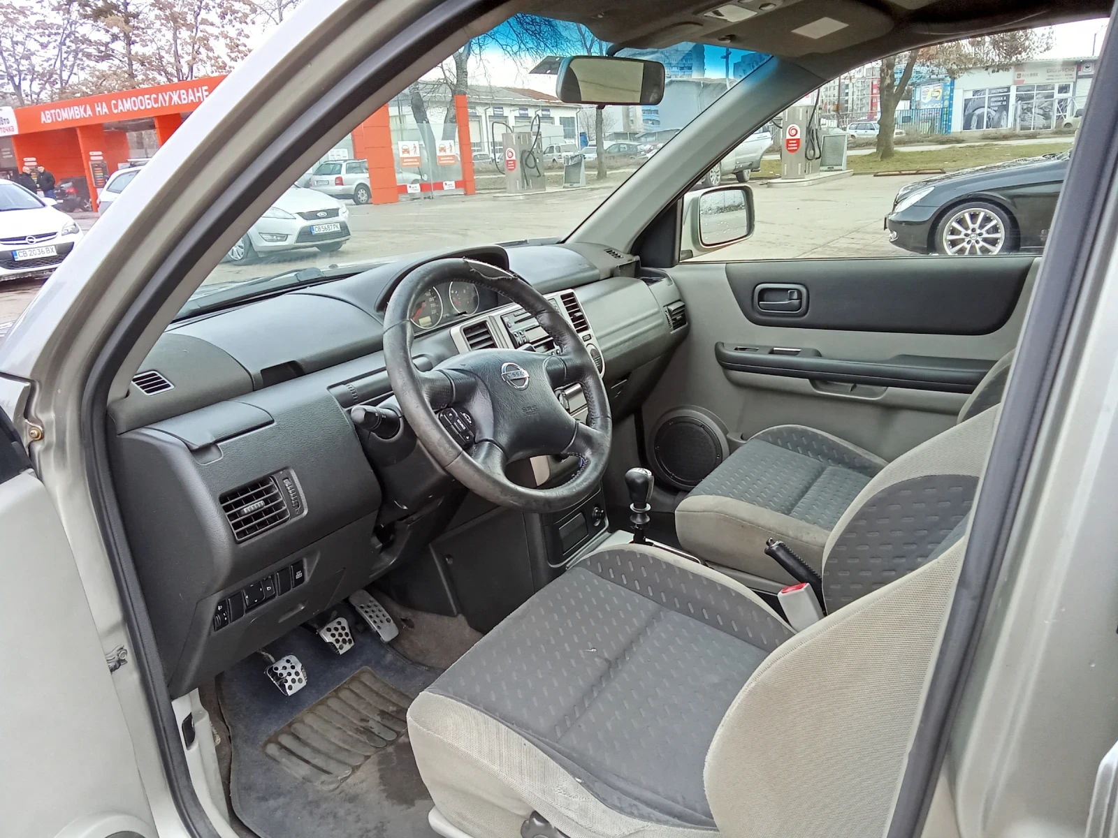 Nissan X-trail 2.2 DCi, снимка 7 - Автомобили и джипове - 54746536