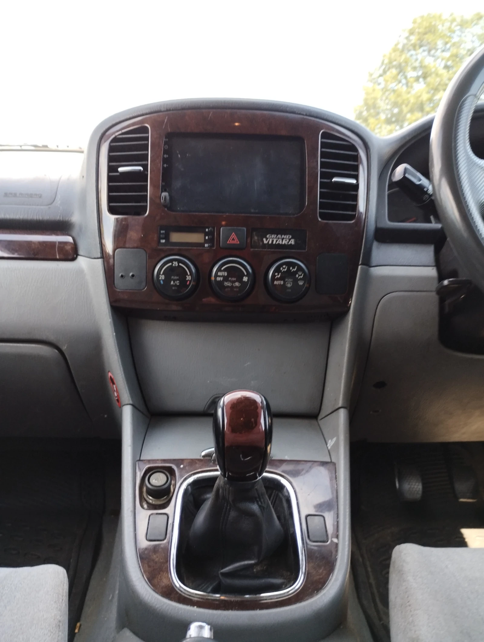 Suzuki Grand vitara 2hdi, снимка 10 - Автомобили и джипове - 54904233