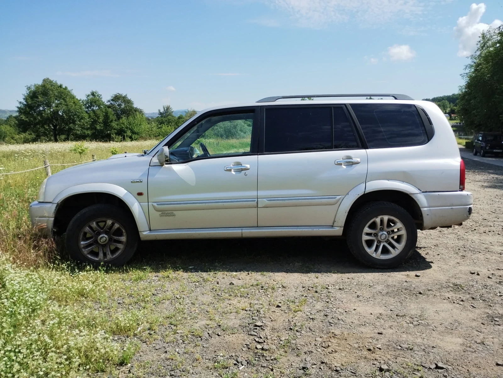 Suzuki Grand vitara 2hdi, снимка 4 - Автомобили и джипове - 54904233