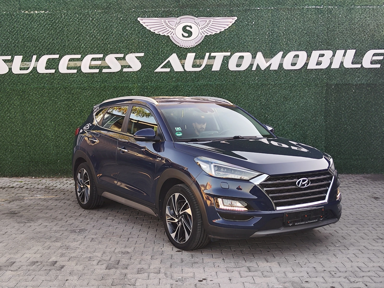 Hyundai Tucson 2.0* 360CAM* PODGREV* KRELL* LIZING, снимка 2 - Автомобили и джипове - 56137058