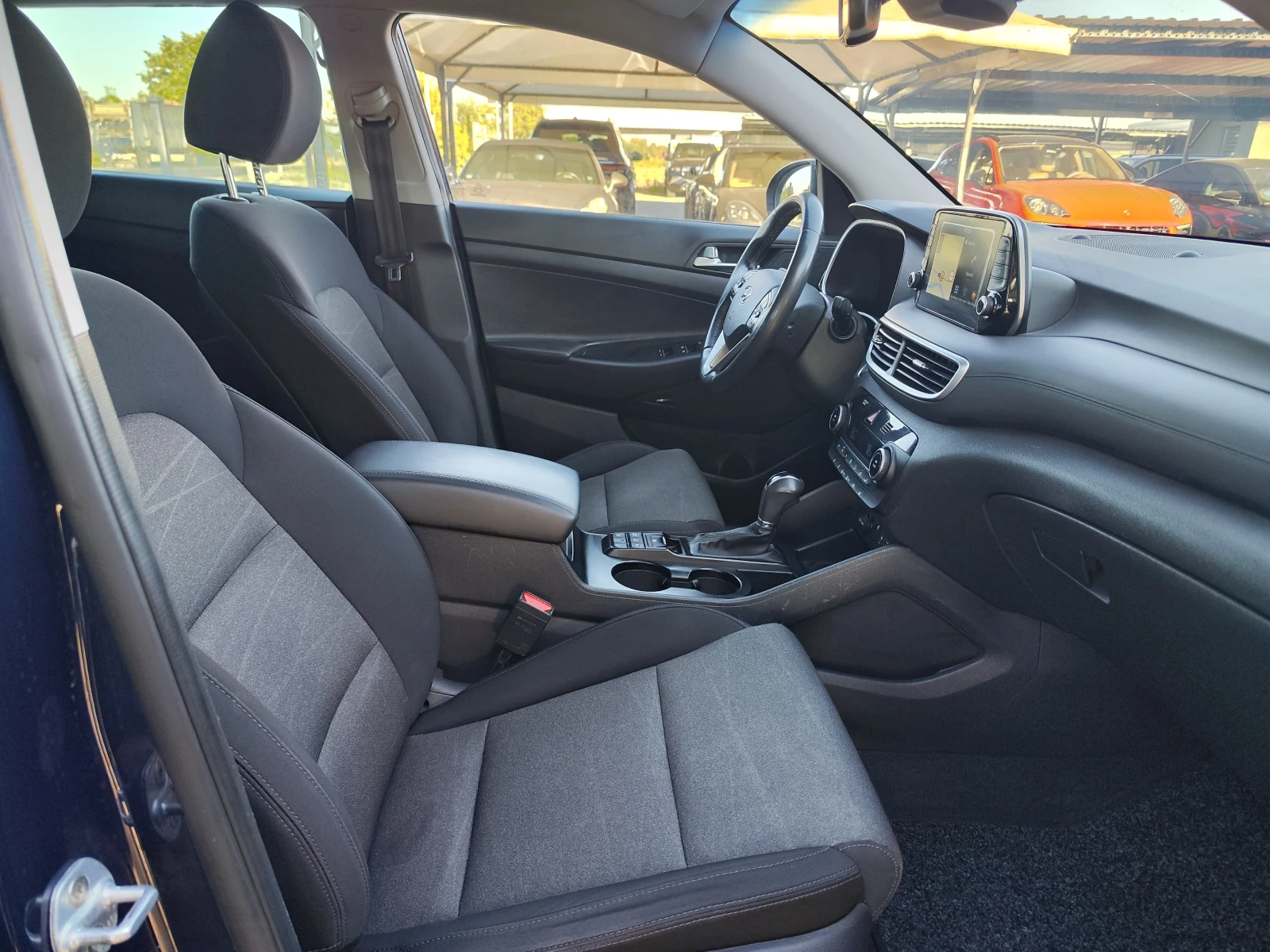Hyundai Tucson 2.0* 360CAM* PODGREV* KRELL* LIZING, снимка 9 - Автомобили и джипове - 56137058