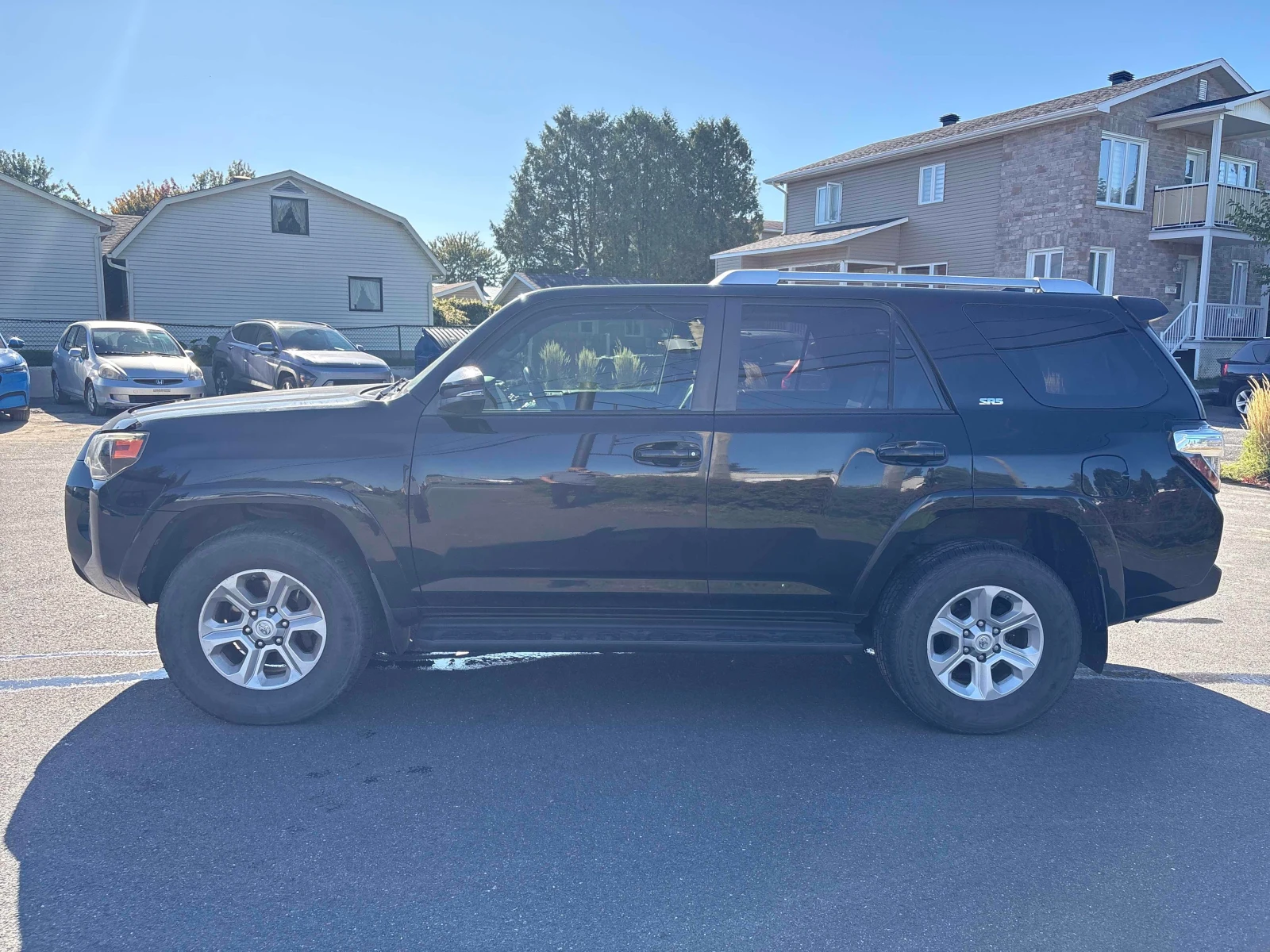 Toyota 4runner SR5 | CARFAX | БЕЗ ИНЦИДЕНТИ, снимка 3 - Автомобили и джипове - 56145256