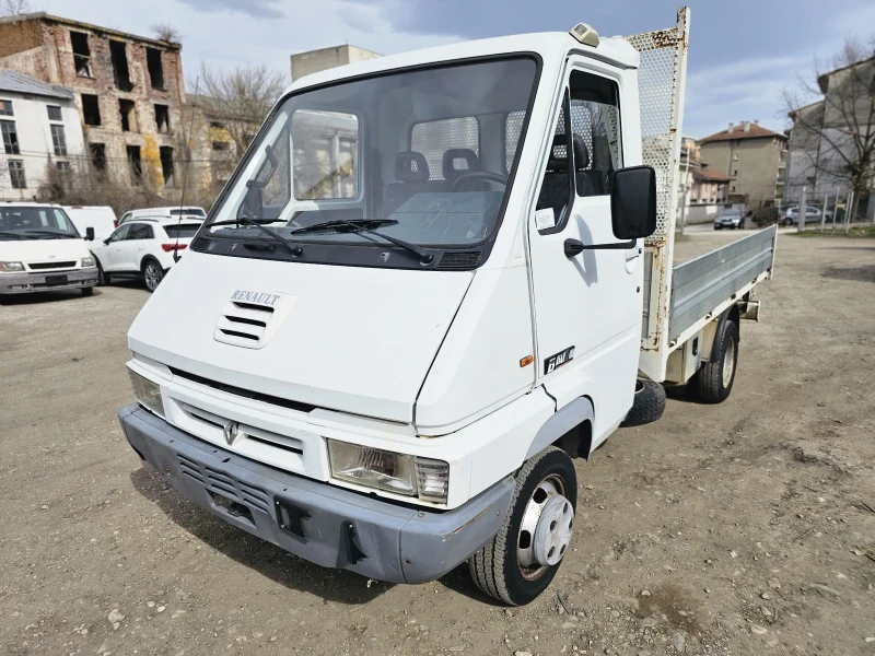 Renault B90 2.5 Италия Б кат., снимка 2 - Бусове и автобуси - 49451240