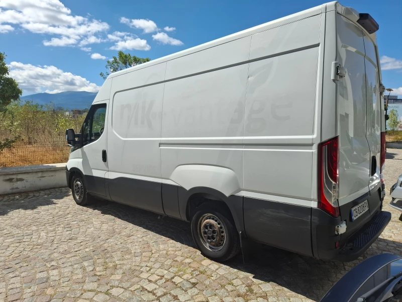 Iveco Daily 35S13V 12 mc, снимка 3 - Бусове и автобуси - 52153960