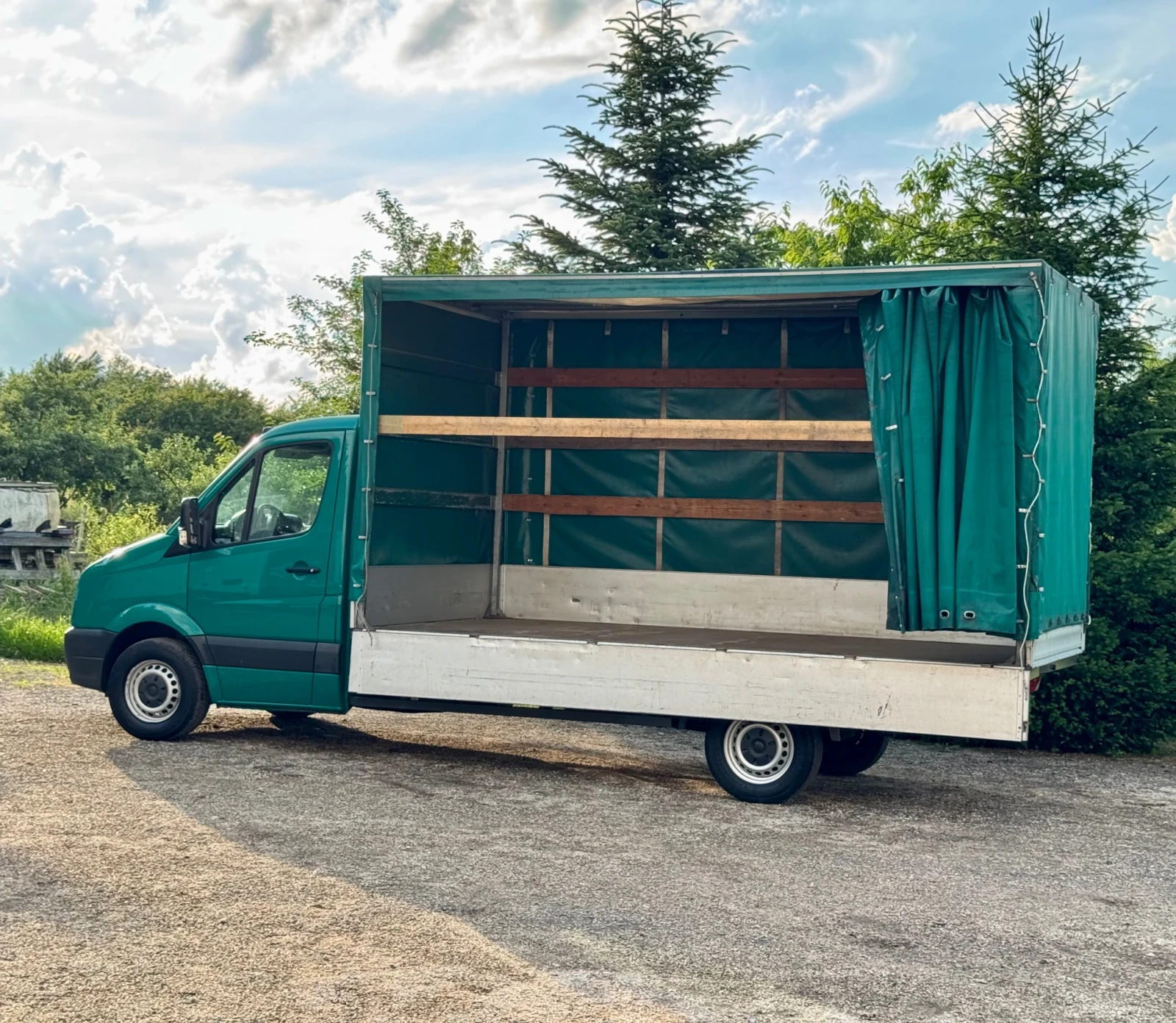 VW Crafter ЩОРА* КЛИМАТИК* НАВИГАЦИЯ* СЕРВИЗНИ ДОКУМЕНТИ, снимка 6 - Бусове и автобуси - 56163820
