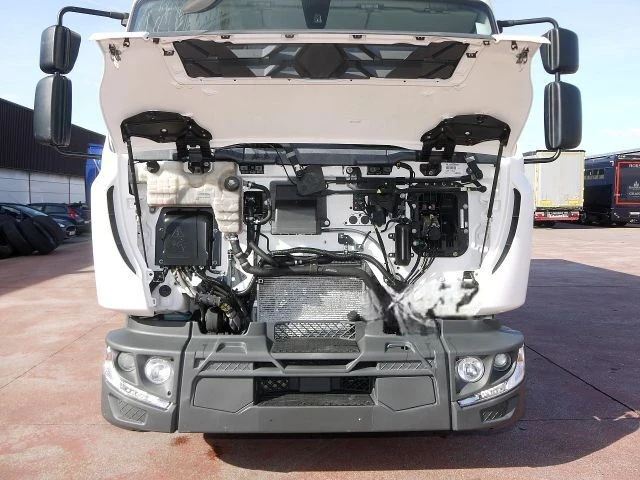 Renault D D12.240, снимка 13 - Камиони - 56621146