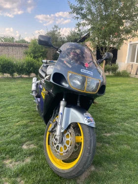 Обява за продажба на Suzuki Gsxr 600 ~4 300 лв. - изображение 1