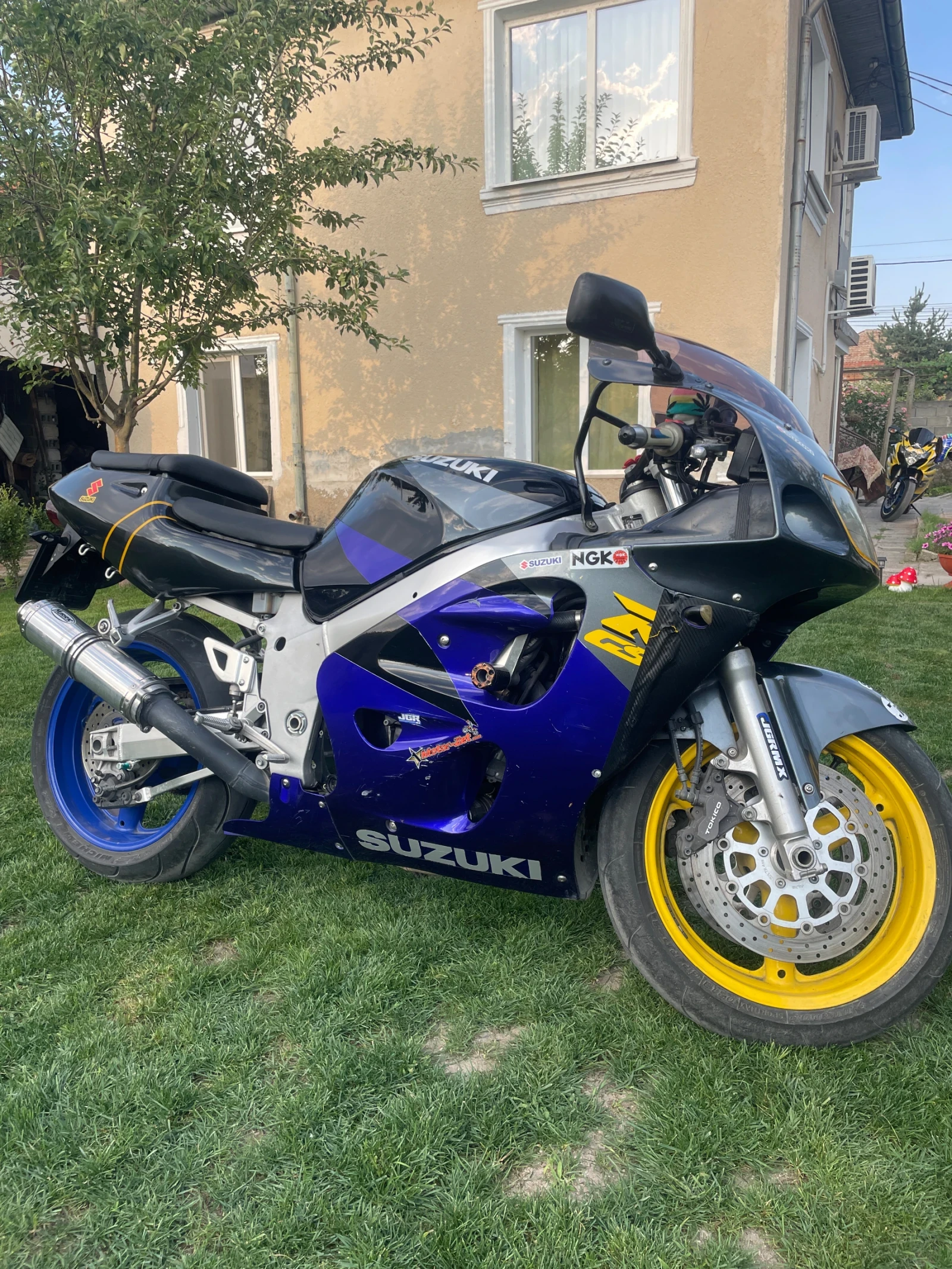 Suzuki Gsxr 600 - изображение 2