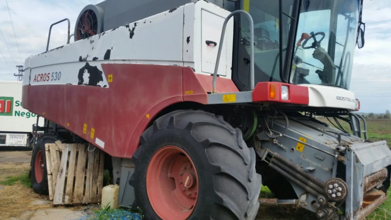 Комбайн Rostselmash ACROS 530, снимка 8 - Селскостопанска техника - 53505225