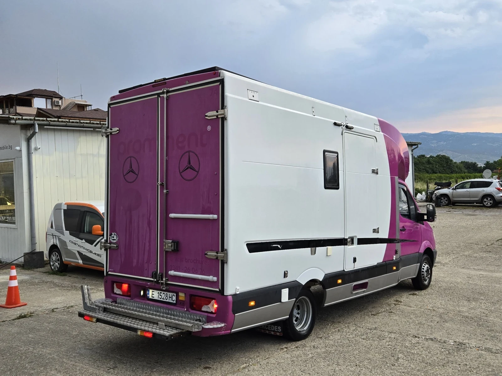 Кемпер Mercedes-Benz 316 - изображение 2