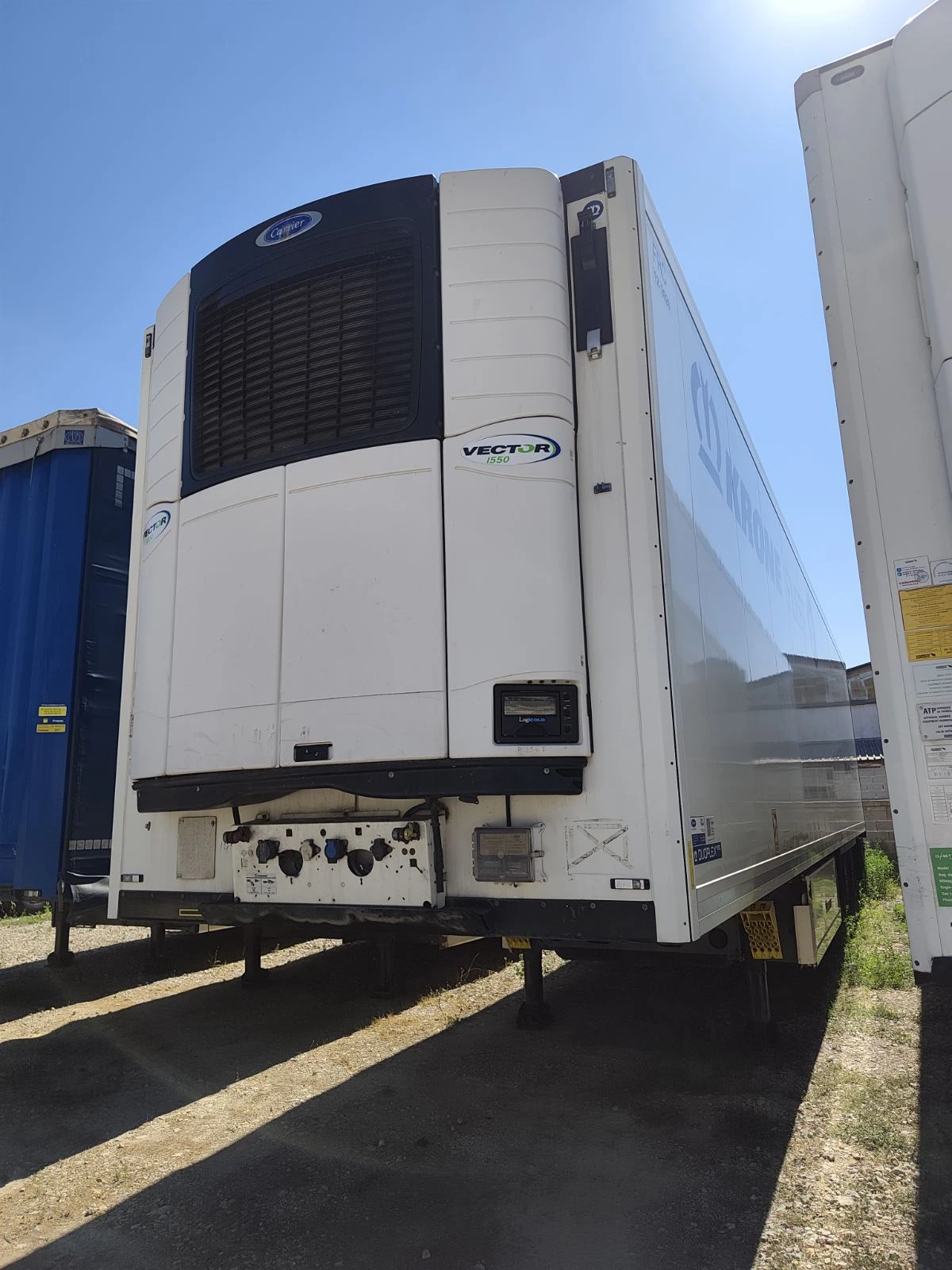 Полуремарке Krone Cool Liner