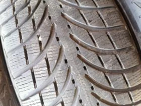 Гуми Зимни 235/60R18, снимка 3