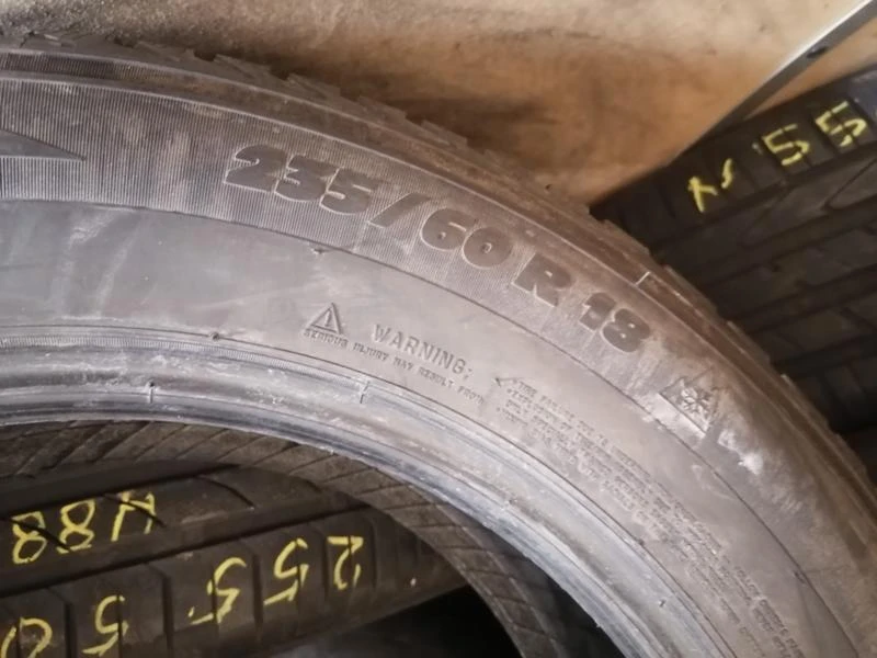 Гуми Зимни 235/60R18, снимка 8 - Гуми и джанти - 32081017