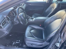 Toyota Camry Hybrid, снимка 8