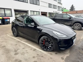 Tesla Model Y Performance Berlin с датчици, снимка 1