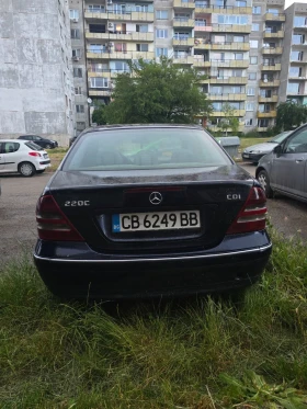 Mercedes-Benz C 220 2.2 CDI РЪЧКА 6 СКОРОСТИ  - 1222 € - 71688323 5
