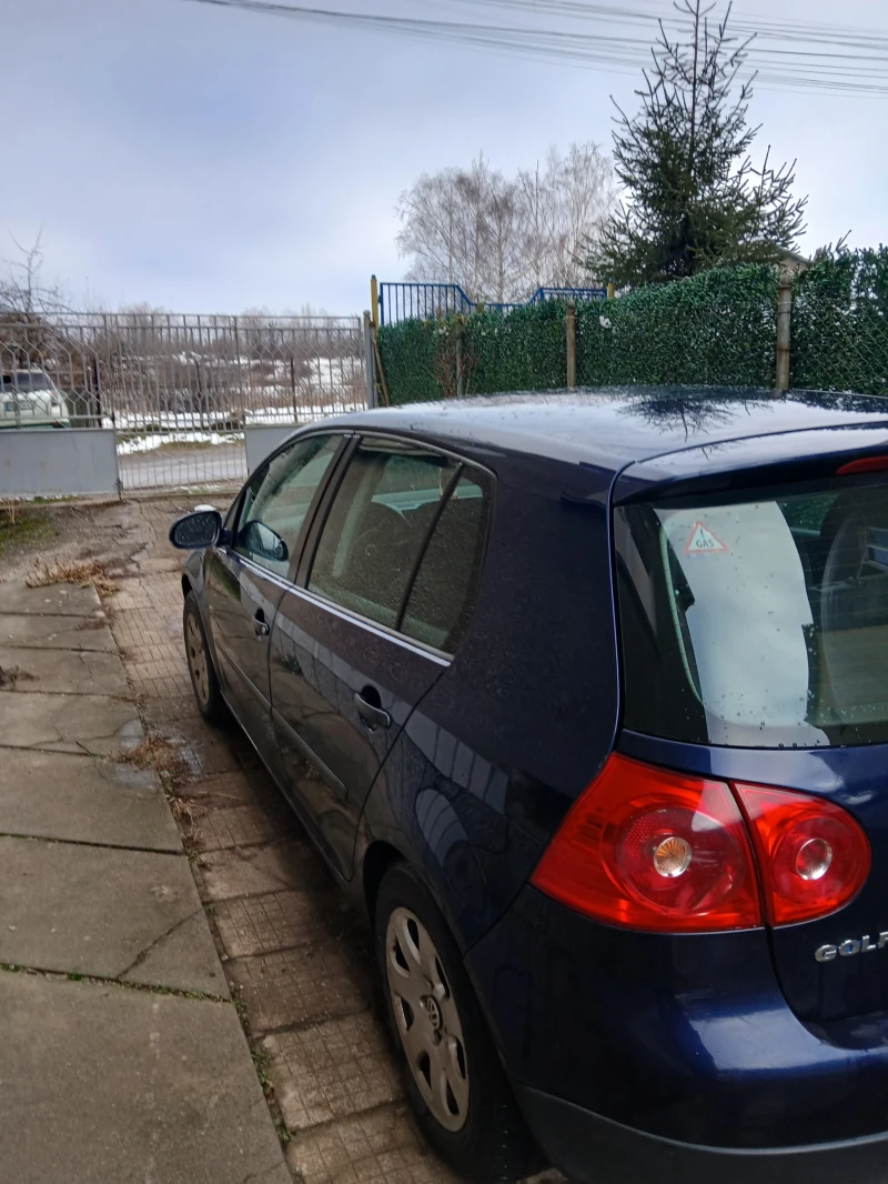 VW Golf 1.6, снимка 14 - Автомобили и джипове - 48271320