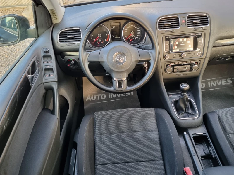 VW Golf 1.6/105KS, снимка 12 - Автомобили и джипове - 48473036