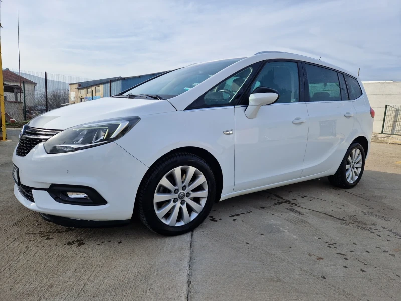 Opel Zafira 1, 4  с фабрична газ, снимка 1 - Автомобили и джипове - 48884126