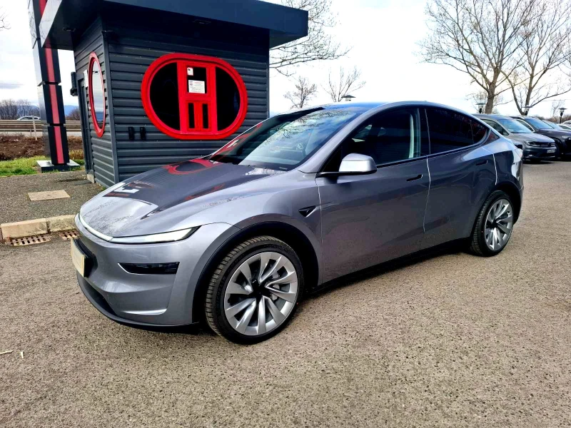 Tesla Model Y Long Range Dual Motor , снимка 3 - Автомобили и джипове - 49751535