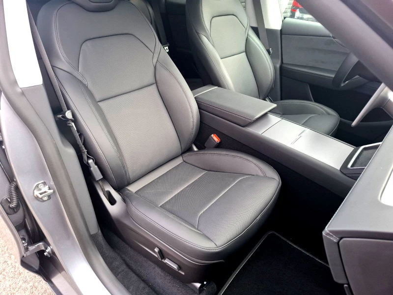 Tesla Model Y Long Range Dual Motor , снимка 13 - Автомобили и джипове - 49751535