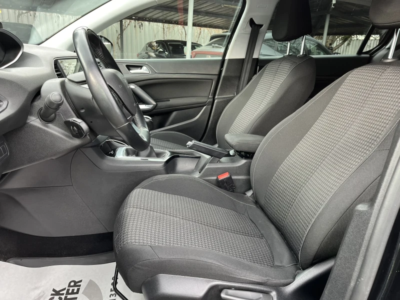 Peugeot 308 1.2 PureTech 130 BVM6, снимка 8 - Автомобили и джипове - 52671044