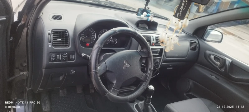 Mitsubishi Space star, снимка 5 - Автомобили и джипове - 53089969