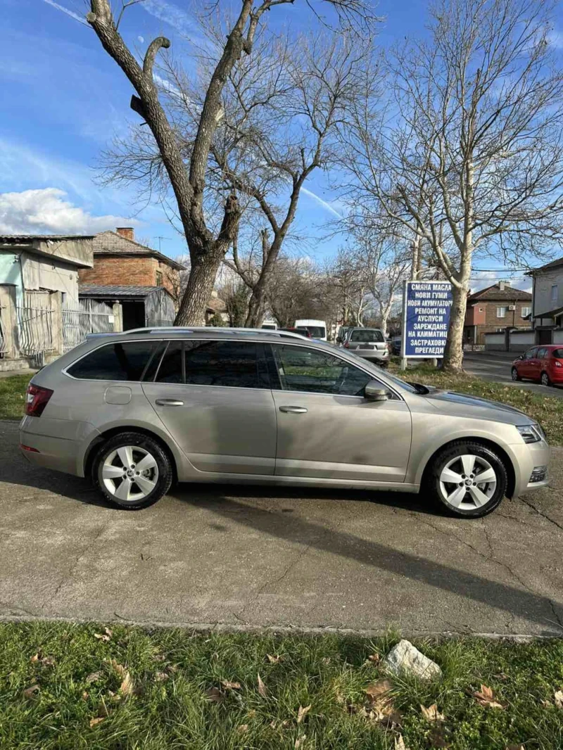 Skoda Octavia, снимка 7 - Автомобили и джипове - 53262519
